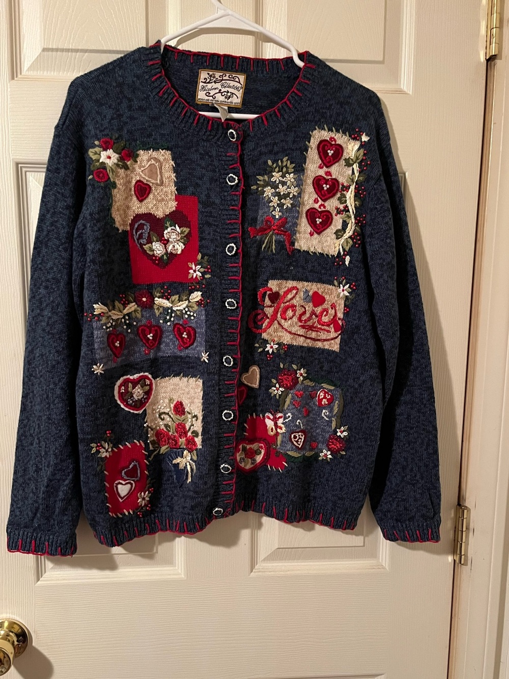 ✨ Vintage 2003 Heirloom Collectibles Patchwork Love & Hearts Cardigan ✨